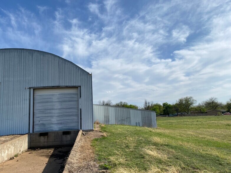 1325 Avenue D, Graham, TX à vendre - Photo principale – Image 1 sur 6