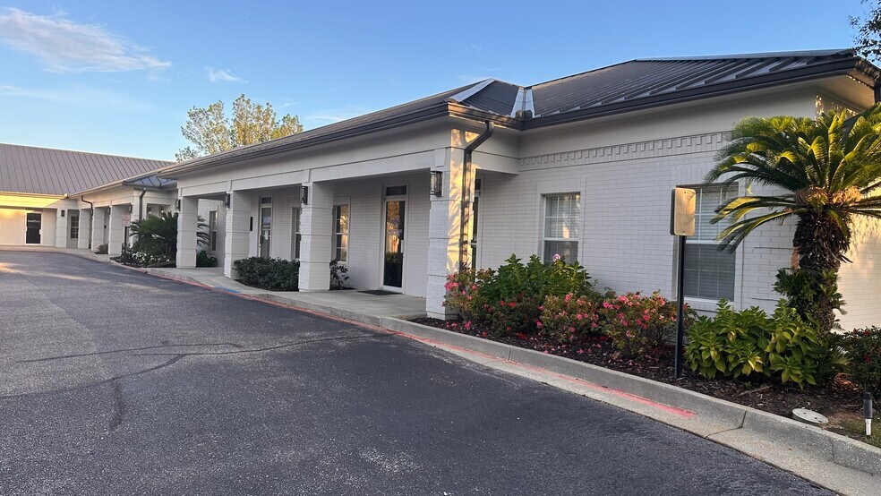 1544 W 2nd St, Gulf Shores, AL à louer - Photo principale – Image 1 sur 26