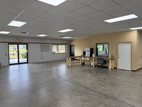 3344 U S Highway 190 W, Livingston, TX à louer Photo de l’immeuble– Image 2 sur 6