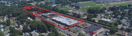448-472 Suffolk Ave, Brentwood, NY à louer Photo de l’immeuble– Image 1 sur 4