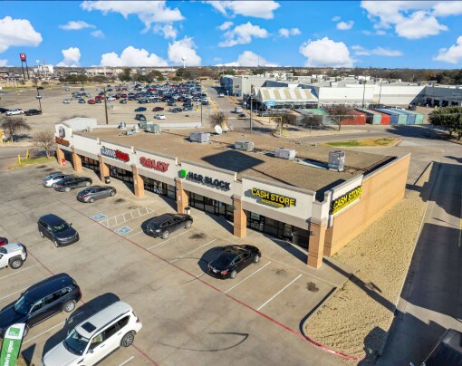 1517 N I-35, Bellmead, TX à louer Photo de l’immeuble– Image 1 sur 4
