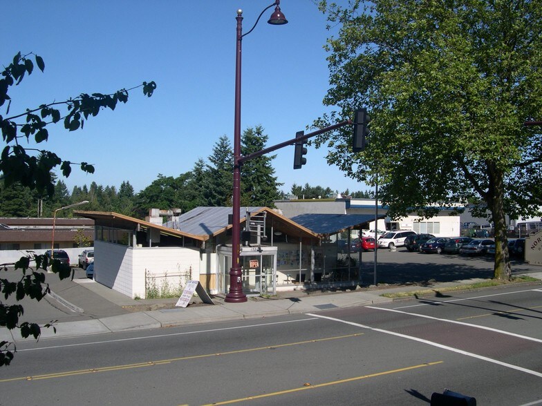 17211 15th Ave NE, Shoreline, WA à vendre - Photo de l’immeuble – Image 3 sur 3