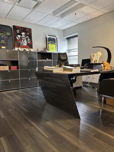 1090 Rue de l'Église, Montréal, QC à louer - Photo de l’immeuble – Image 3 sur 3