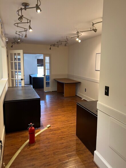 720 I St SE, Washington, DC à louer - Photo de l’immeuble – Image 3 sur 16