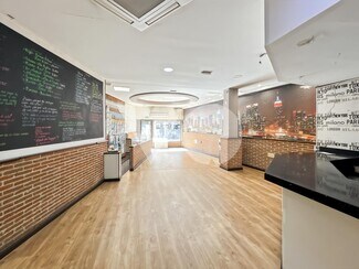 Plus de détails pour Local commercial à louer