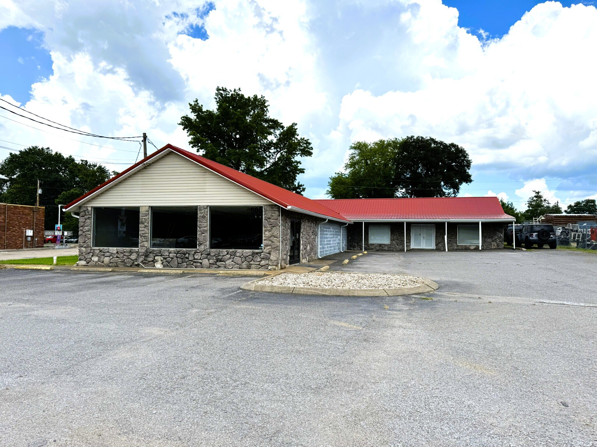 503-505 N Broadway, Portland, TN à vendre Photo de l’immeuble– Image 1 sur 2