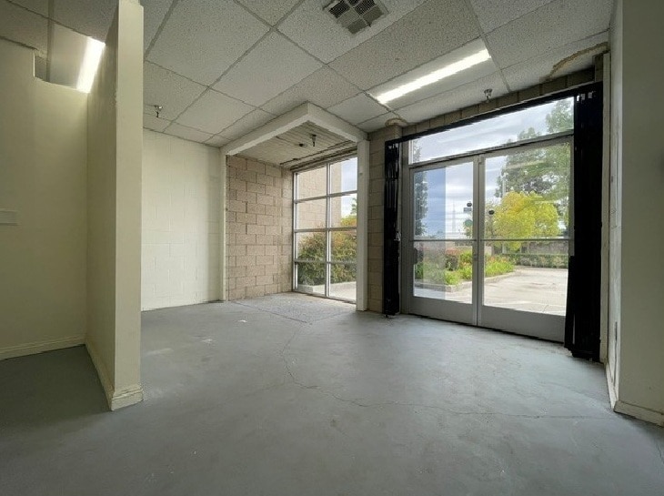 11819 Goldring Rd, Arcadia, CA à louer Photo intérieure– Image 1 sur 9
