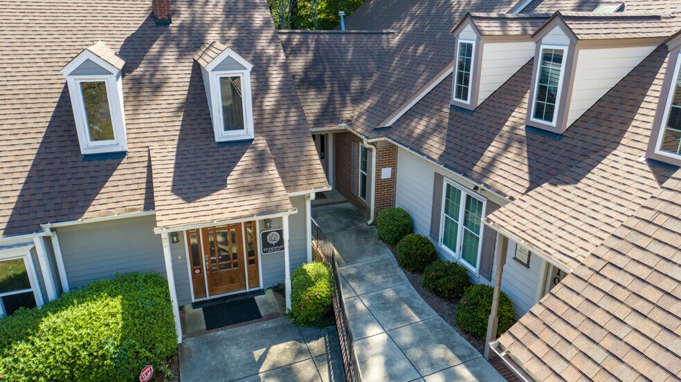 104-114 Brady Ct, Cary, NC à vendre - Aérien – Image 3 sur 21