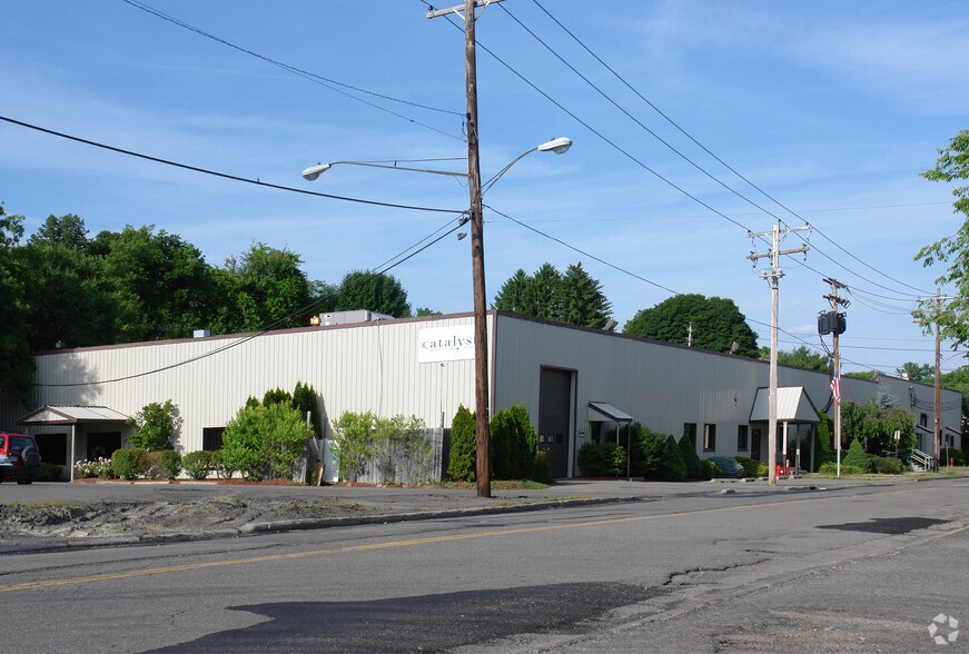 1701L North St, Endicott, NY à louer - Photo principale – Image 1 sur 22