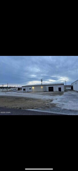 108 Dairy st, Monett, MO à vendre - Photo de l’immeuble – Image 3 sur 18