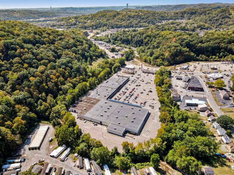 880 Butler St, Pittsburgh, PA à louer - Aérien – Image 1 sur 6