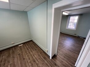 62 Washington St, Middletown, CT à louer Photo intérieure– Image 2 sur 5