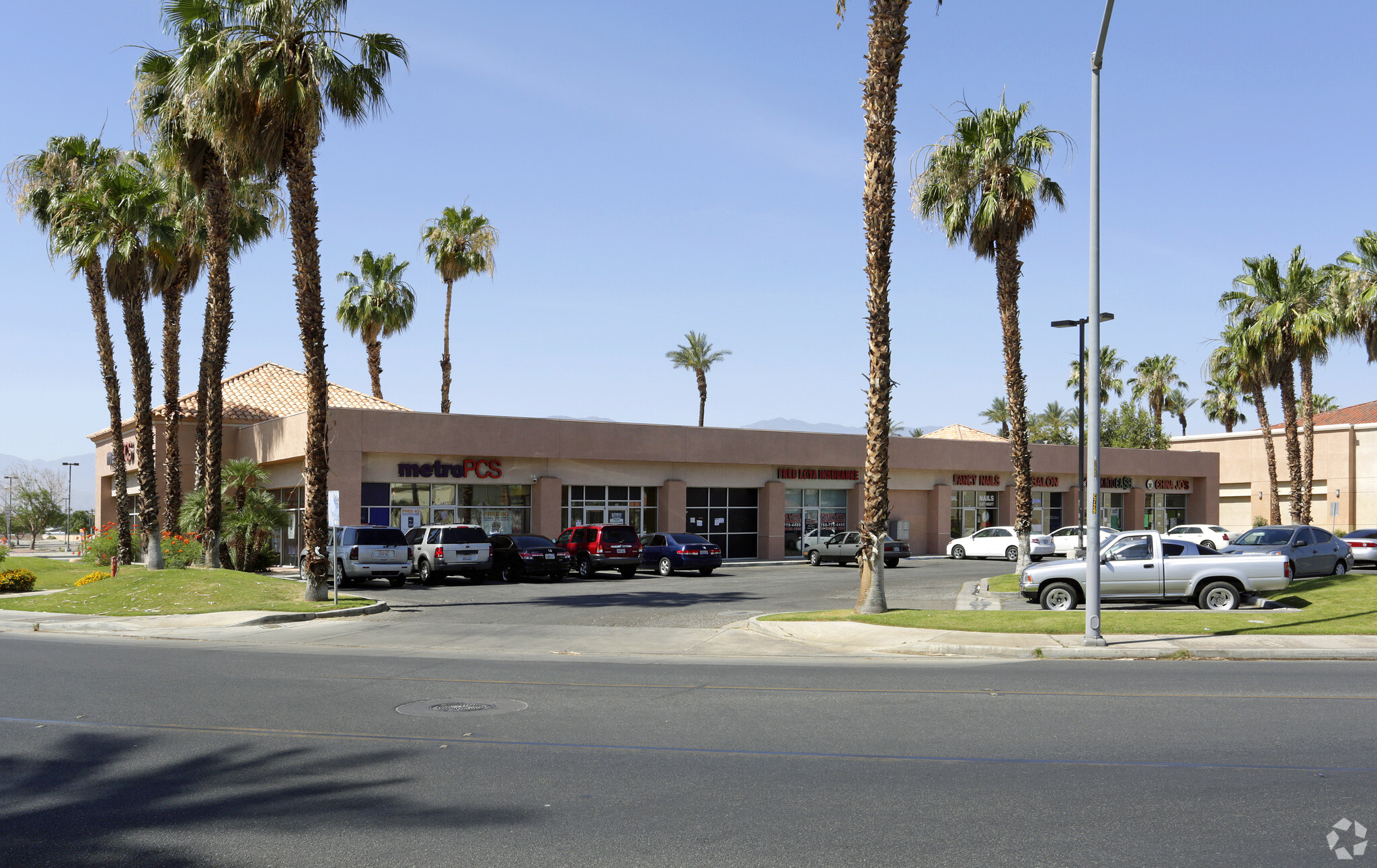 82280 Highway 111, Indio, CA à louer Photo principale– Image 1 sur 6