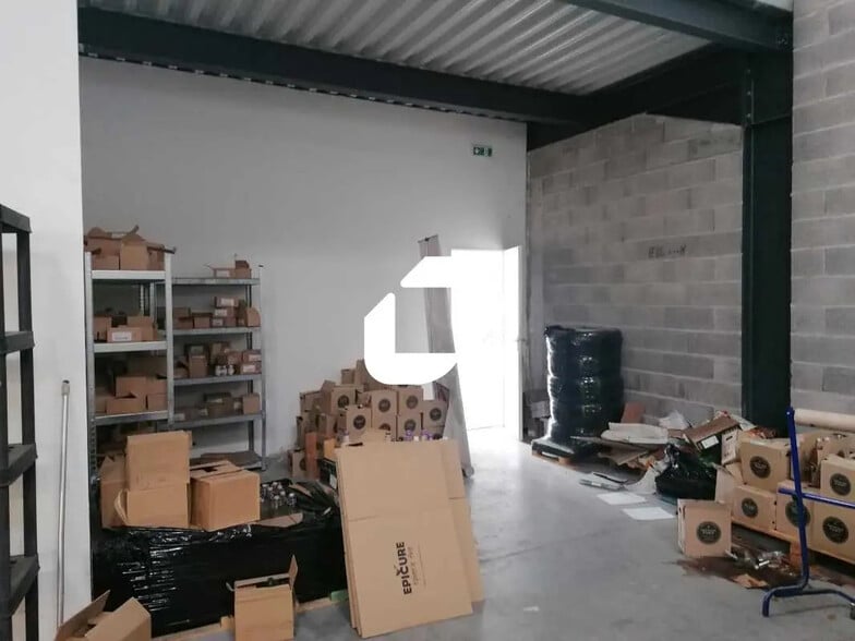 Local d’activités dans Vendargues à louer - Photo de l’immeuble – Image 3 sur 27