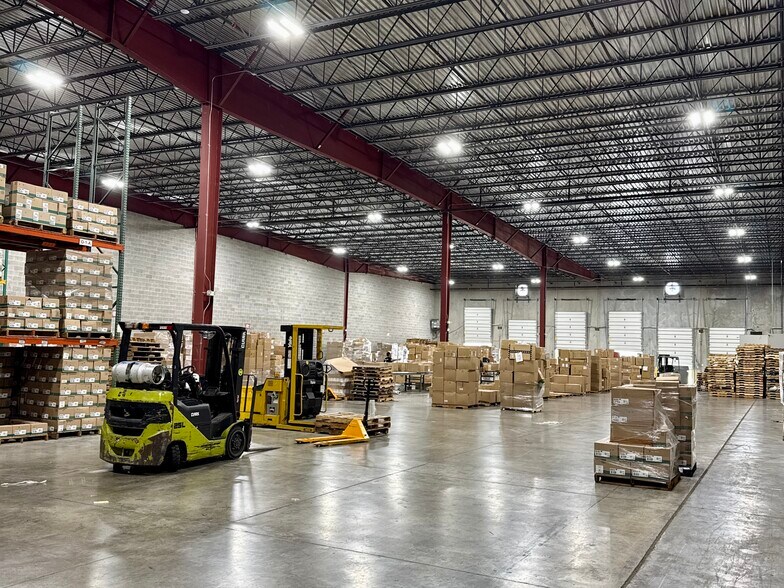 2101 W Military Hwy, McAllen, TX à louer - Photo de l’immeuble – Image 3 sur 4