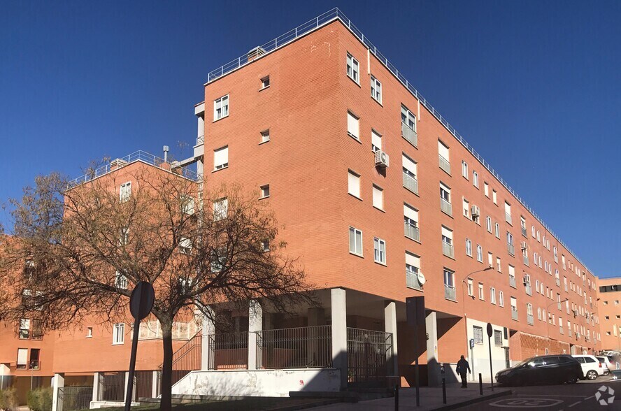 Immeuble residentiel dans Guadalajara, Guadalajara à vendre - Photo de l’immeuble – Image 2 sur 2
