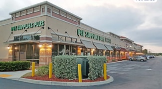 Plus de détails pour San Carlos Blvd, Fort Myers, FL - Local commercial à louer