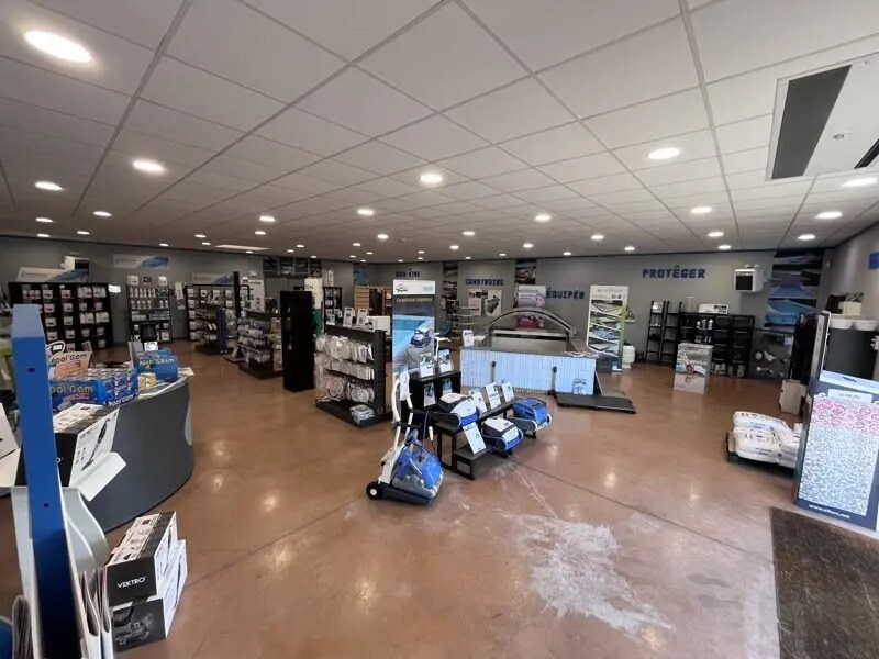 Local commercial dans Meximieux à vendre Photo de l’immeuble– Image 1 sur 3