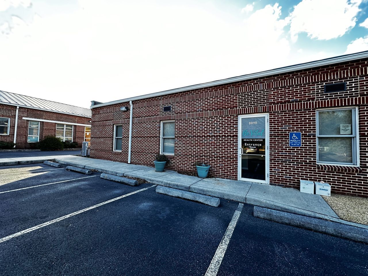 889 Rio East Ct, Charlottesville, VA à louer Photo principale– Image 1 sur 5