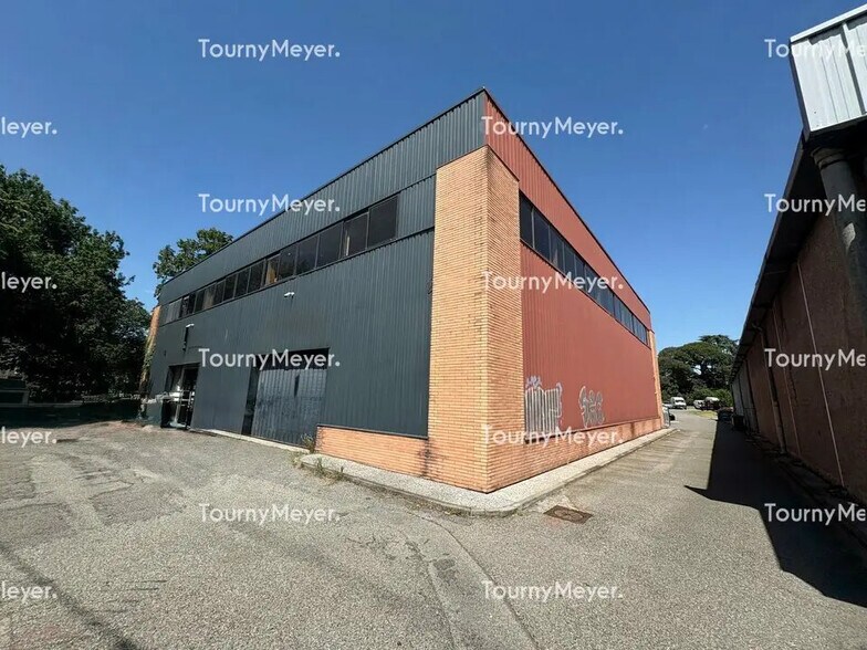 Local d'activités dans Toulouse à vendre - Photo de l’immeuble – Image 1 sur 5
