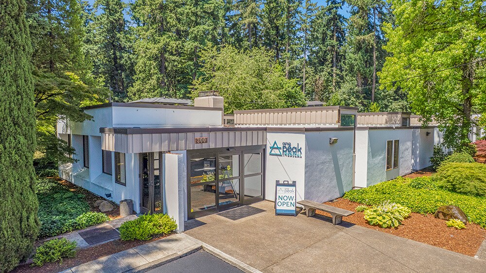 16463 Boones Ferry Rd, Lake Oswego, OR à vendre Photo principale– Image 1 sur 7