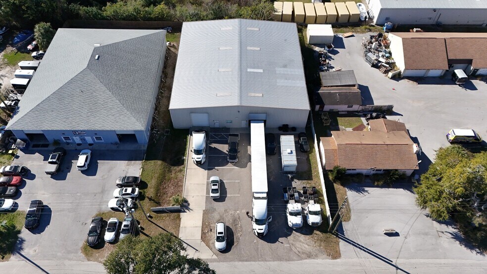 7853 Leo Kidd Ave, Port Richey, FL à vendre - Photo de l’immeuble – Image 3 sur 6