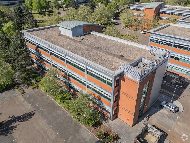 30 Western Ave, Milton à louer - Aérien – Image 3 sur 3