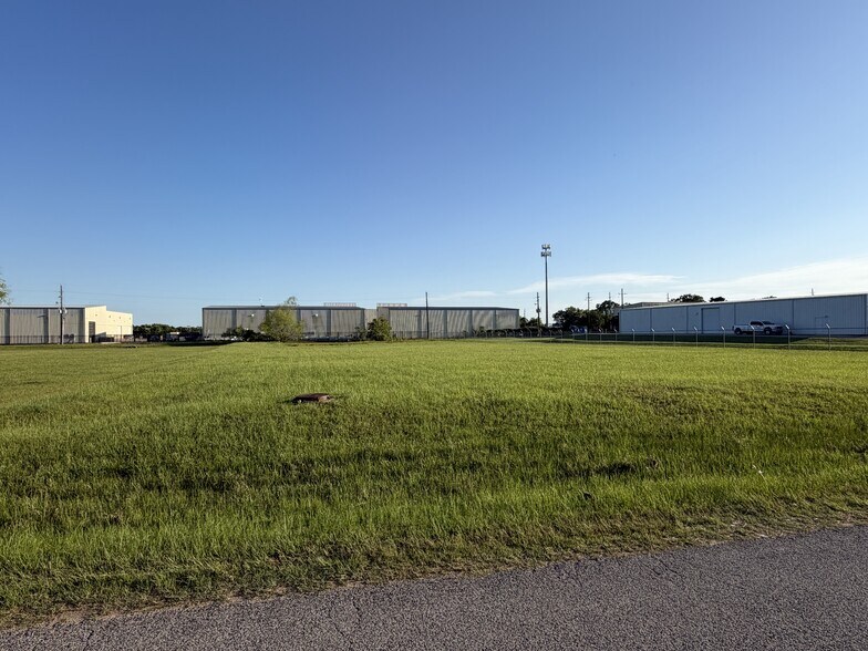 41057 Park 290 Dr, Waller, TX à vendre - Photo de l’immeuble – Image 3 sur 8