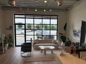 3263-3279 Roswell Rd, Atlanta, GA à louer Photo intérieure– Image 1 sur 11