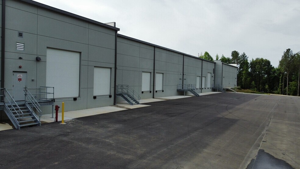 85 Eubanks Rd, Pittsboro, NC à vendre - Photo de l’immeuble – Image 3 sur 5