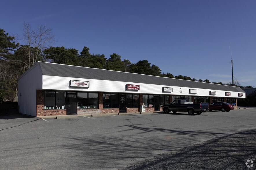 Cape Cod Retail Portfolio portefeuille de 3 biens à vendre sur LoopNet.fr - Photo de l’immeuble – Image 2 sur 4