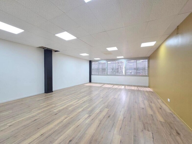 Bureau dans Argenteuil à louer - Photo intérieure – Image 2 sur 21