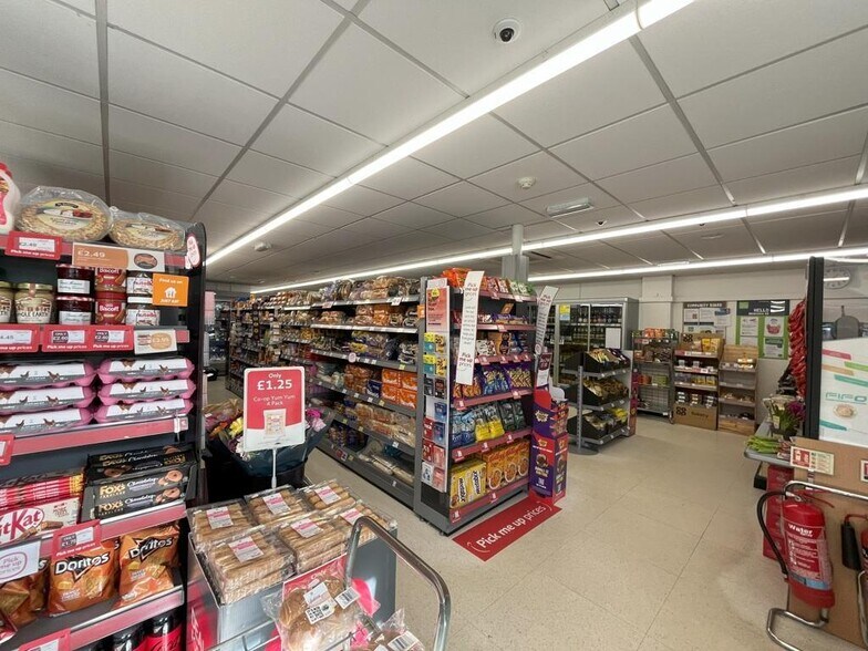 335-337 Woodbridge Rd, Ipswich à louer - Photo de l’immeuble – Image 2 sur 3