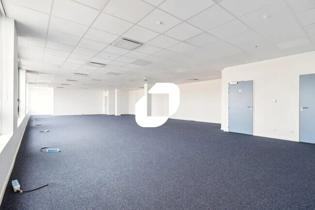 Plus de détails pour Bureau à vendre