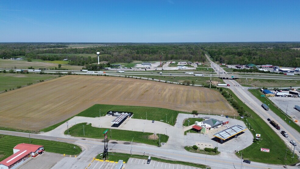 1066 W State Rd 42, Brazil, IN à vendre - Photo de l’immeuble – Image 2 sur 4