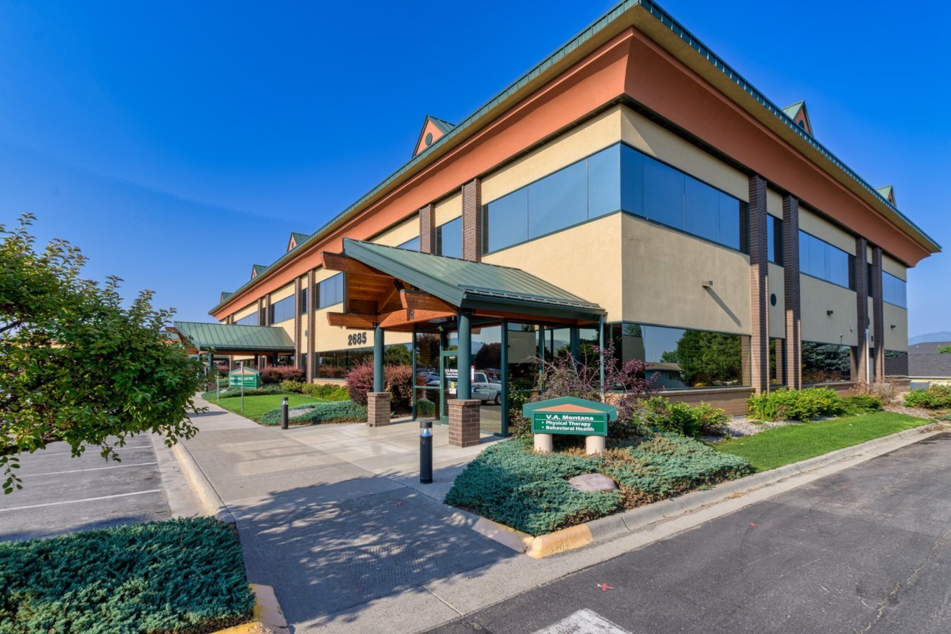 2687 Palmer St, Missoula, MT à louer Photo de l’immeuble– Image 1 sur 8