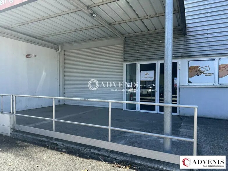 Local commercial dans Pessac à louer - Photo de l’immeuble – Image 3 sur 3
