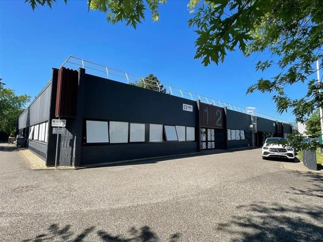 22 Avenue De La Baltique, Villebon-sur-Yvette à louer Photo de l’immeuble– Image 1 sur 2