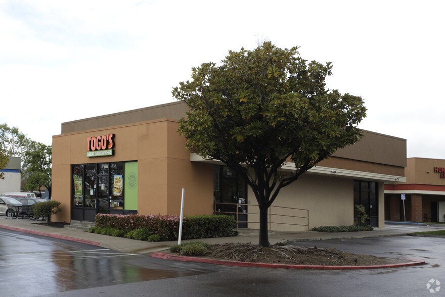 1380 Fairmont Dr, San Leandro, CA à vendre - Photo de l’immeuble – Image 2 sur 2