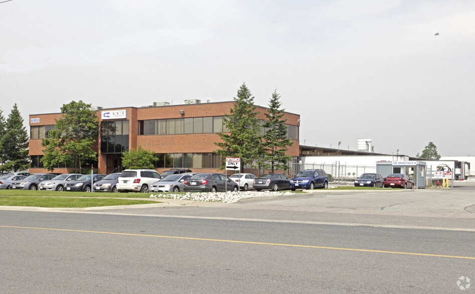 6900 Tranmere Dr, Mississauga, ON à louer - Photo principale – Image 1 sur 8