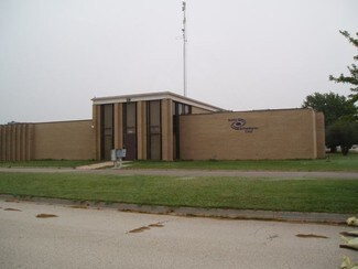 Plus de détails pour 1219 Hatcher St, Emporia, KS - Industriel/Logistique à louer
