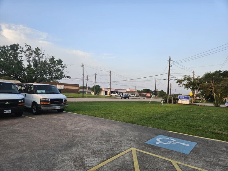 2008 Broadway St, Pearland, TX à vendre - Photo de l’immeuble – Image 2 sur 8