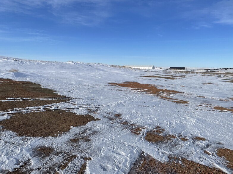 10935 27J St SW, Dickinson, ND à vendre - Photo de l’immeuble – Image 2 sur 3