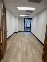 8730 Georgia Ave, Silver Spring, MD à louer Photo intérieure– Image 2 sur 6