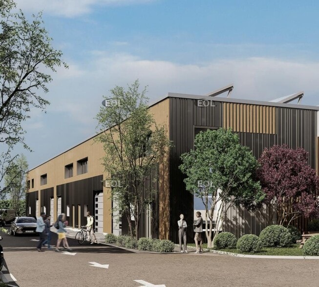 Local d'activités dans Amblainville à vendre - Photo de l’immeuble – Image 3 sur 4