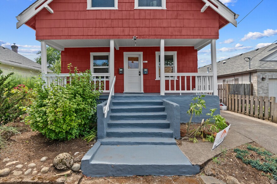 3815 SE 64th Ave, Portland, OR à vendre - Photo de l’immeuble – Image 2 sur 41