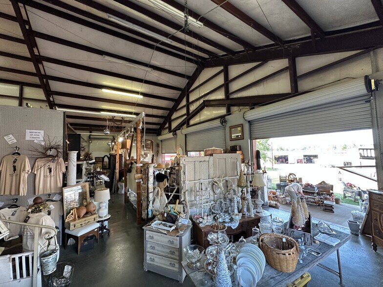 Rows 2 & 3 First Monday Grounds, Canton, TX à vendre - Photo de l’immeuble – Image 3 sur 18