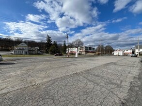 5316 Route 9W, Newburgh, NY à vendre Photo de l’immeuble– Image 2 sur 4