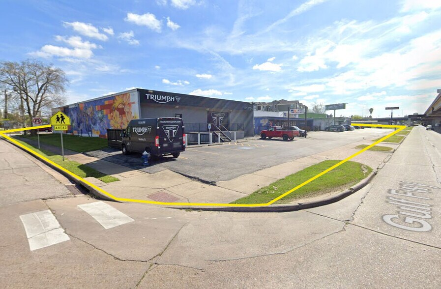 Gulf Fwy 4-Building Portfolio portefeuille de 4 biens à vendre sur LoopNet.fr - Photo de l’immeuble – Image 3 sur 16
