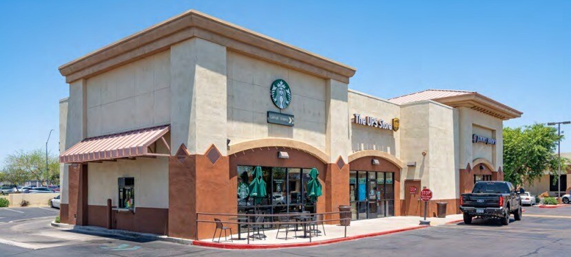 3249 E Bell Rd, Phoenix, AZ à louer - Photo de l’immeuble – Image 3 sur 8